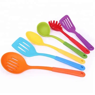 Top Quality 6PCS Nonstick Silicone Kitchen Items with PP Handle